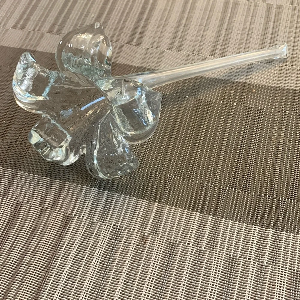 Vintage Hand Blown Glass Stem Lily Trumpet Flower Crystal Clear 4x8 inches vase